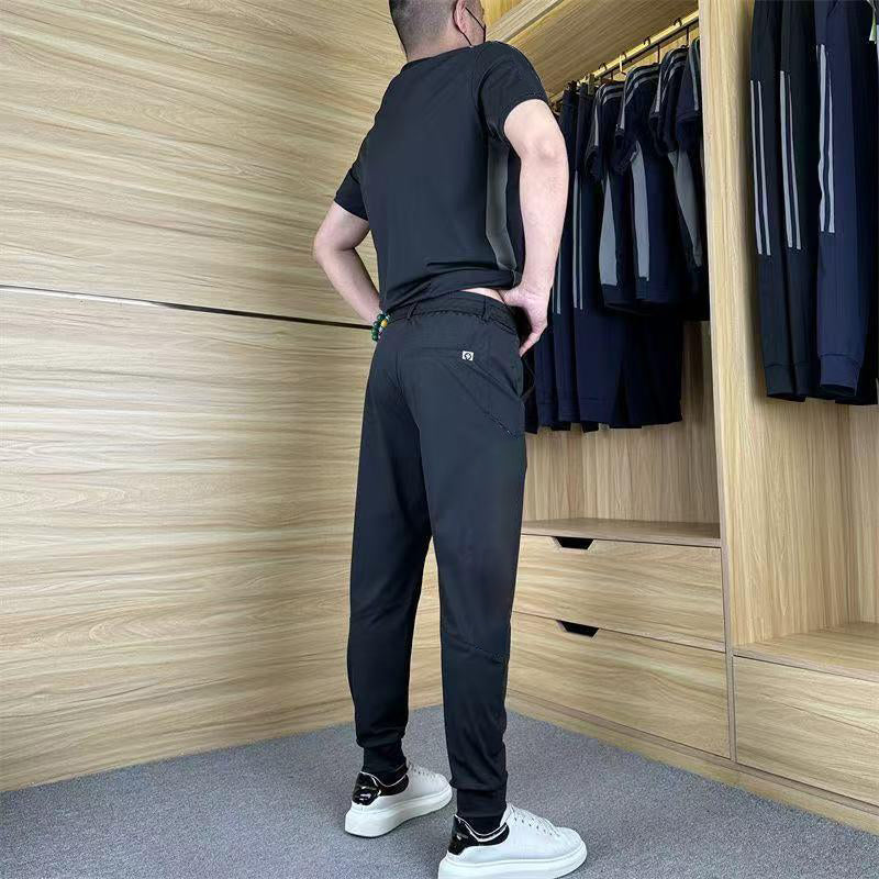 ⏳ Tijdelijk 50% korting! ✨Heren casual sport 2-delige set - T-shirt met korte mouwen en lange broek
